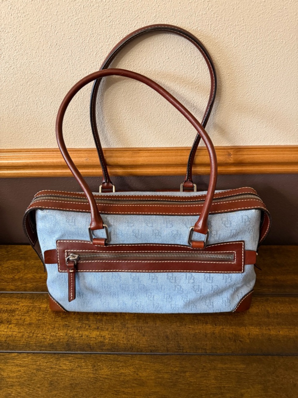 ✨Vintage Dooney & Bourke Y2K Denim Monogram Shoulder Bag Satchel✨ - Picture 9 of 14